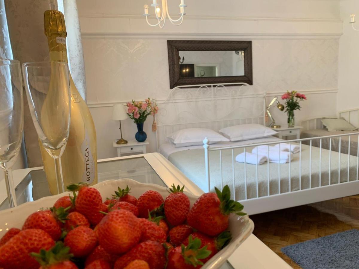 Mama'S And Papa'S Luxury Rooms Split Exteriör bild