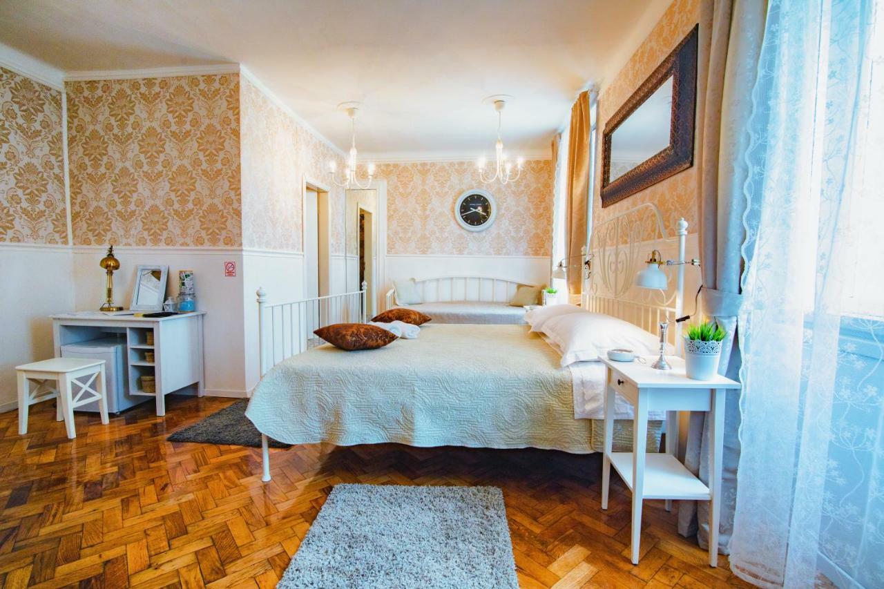 Mama'S And Papa'S Luxury Rooms Split Exteriör bild